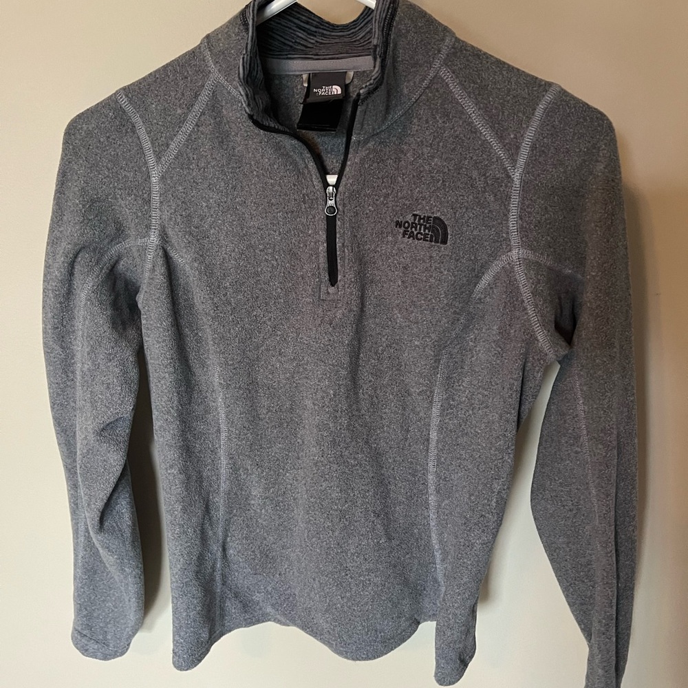 gray north face fleece jacket sweatshirt size xs